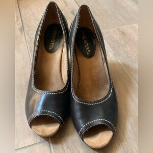 Aerosoles wedge heels